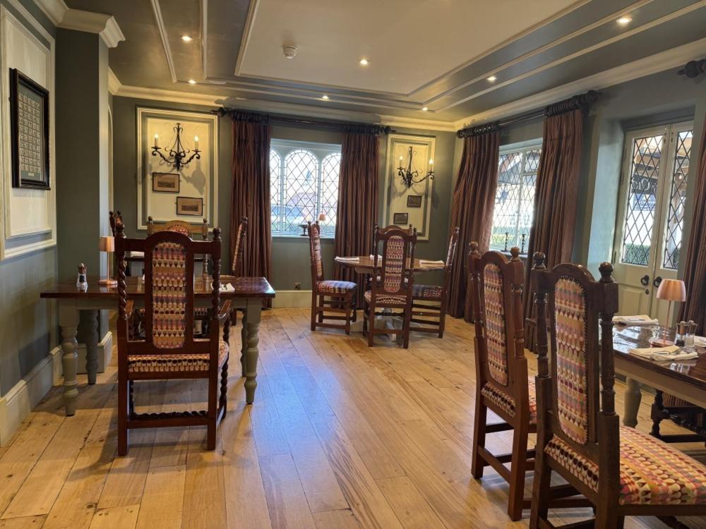 Ye Olde Bell Hotel & Spa Retford Extérieur photo