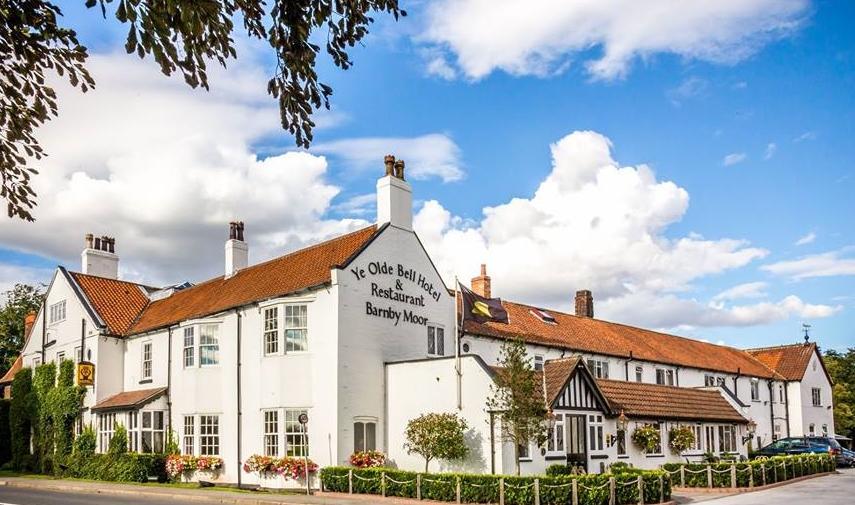 Ye Olde Bell Hotel & Spa Retford Extérieur photo